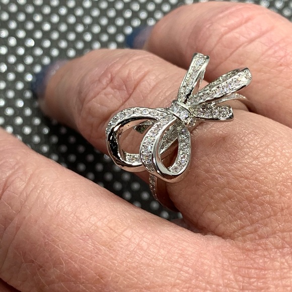 Jewelry - Sparkling Big Bow Knot white zircon Ring